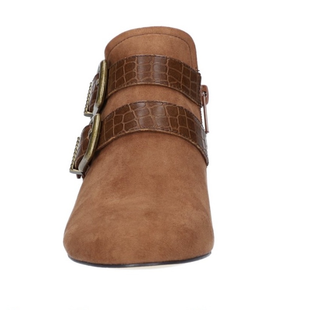 Bella Vita Thea Ankle Boots - Picture 4 of 14